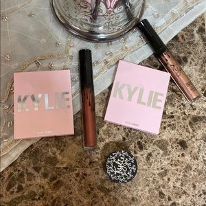 Kylie Jenner bundle